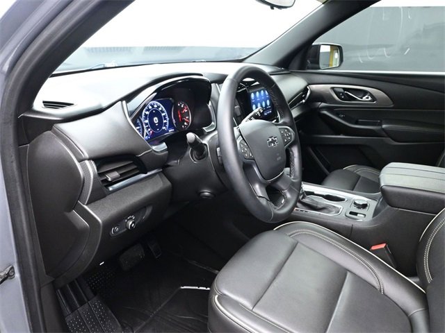 Used 2023 Chevrolet Traverse Premier w/ Redline Edition image 7