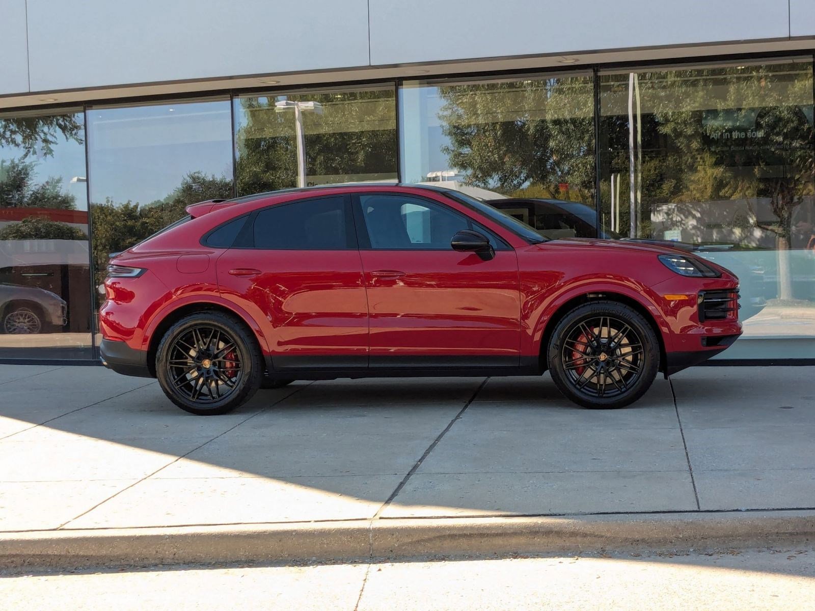 New 2026 Porsche Cayenne S image 8