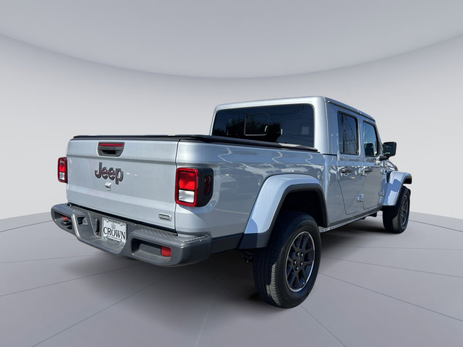 Used 2023 Jeep Gladiator Overland image 9
