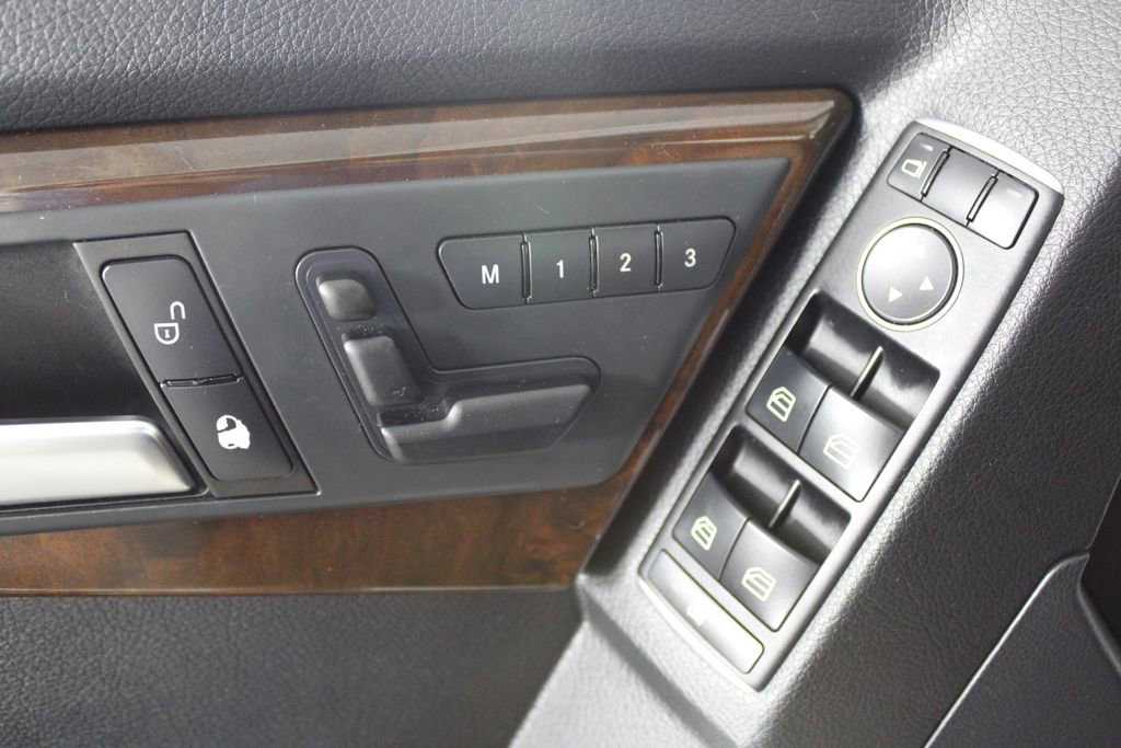 Used 2015 Mercedes-Benz GLK 350 4MATIC image 22