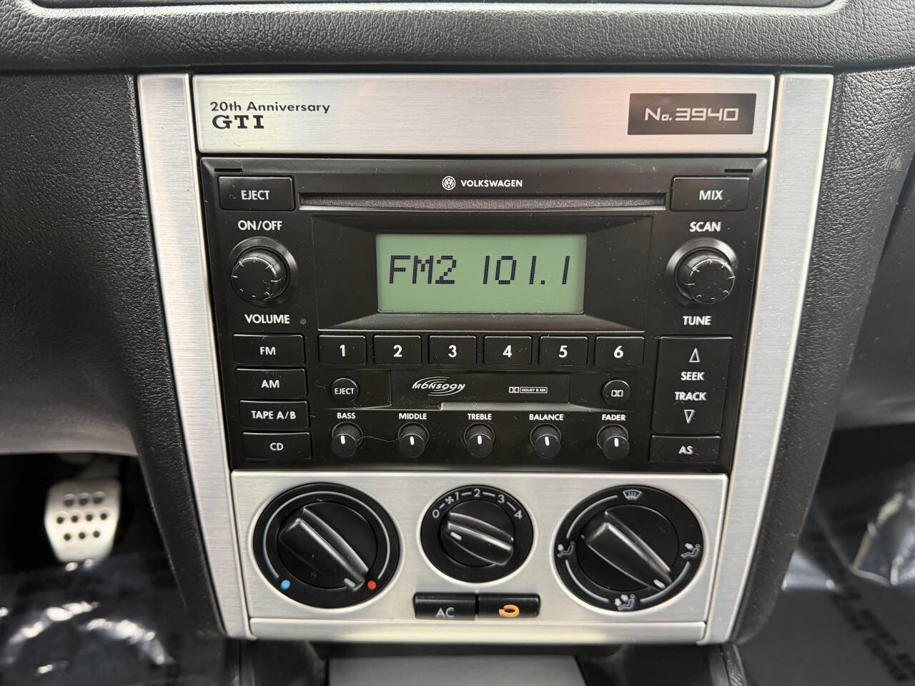 Used 2003 Volkswagen Golf 20th Anniversary image 22