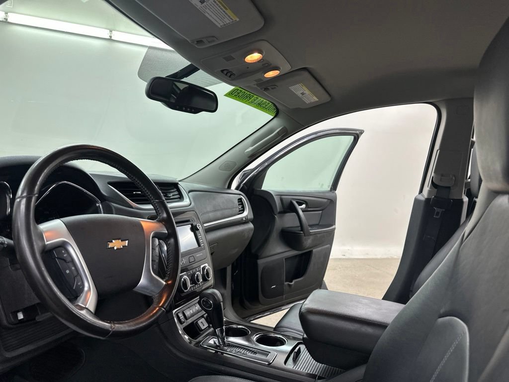 Used 2017 Chevrolet Traverse LT AWD/4WD image 29