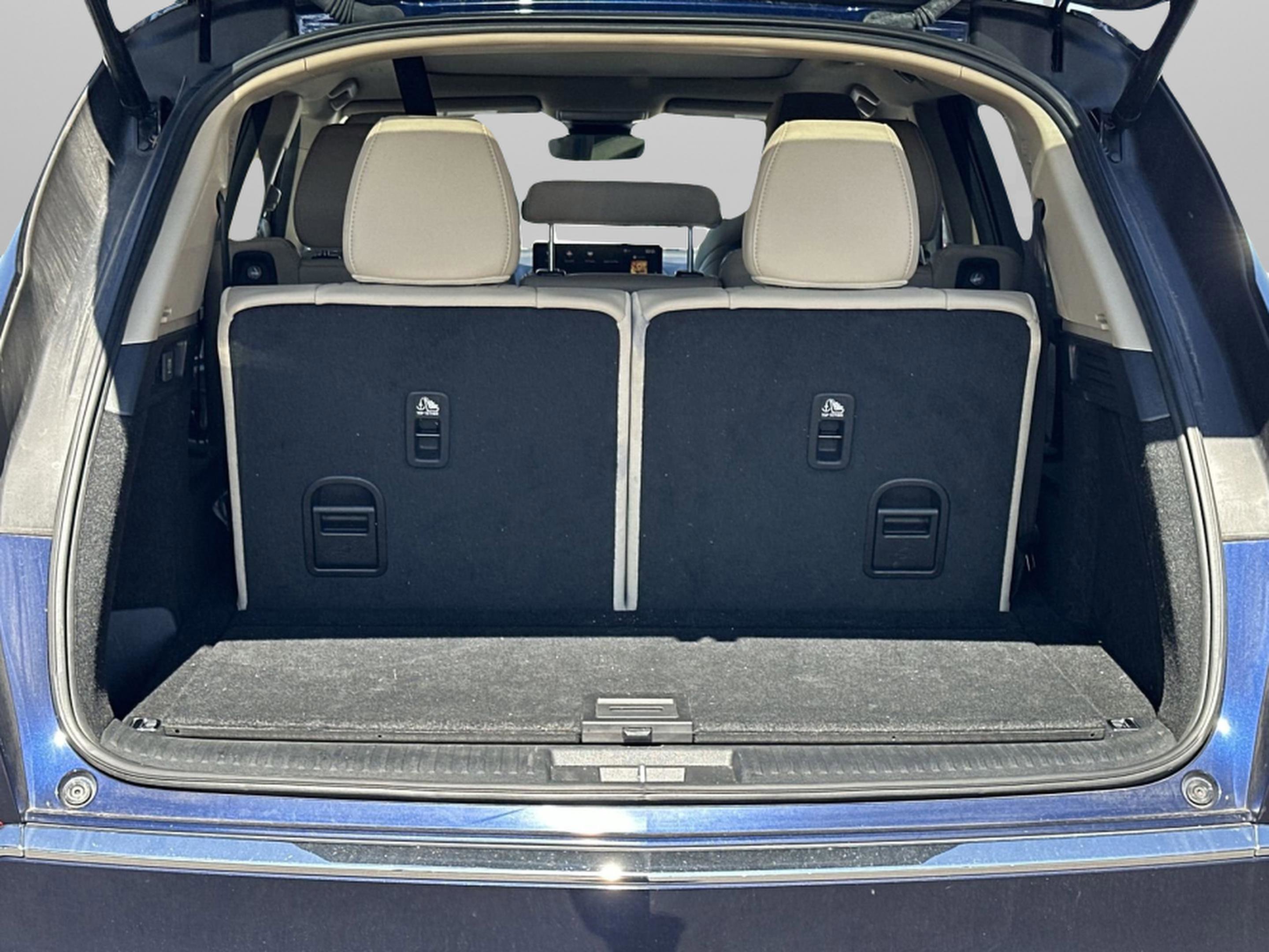 Used 2023 Acura MDX FWD image 31