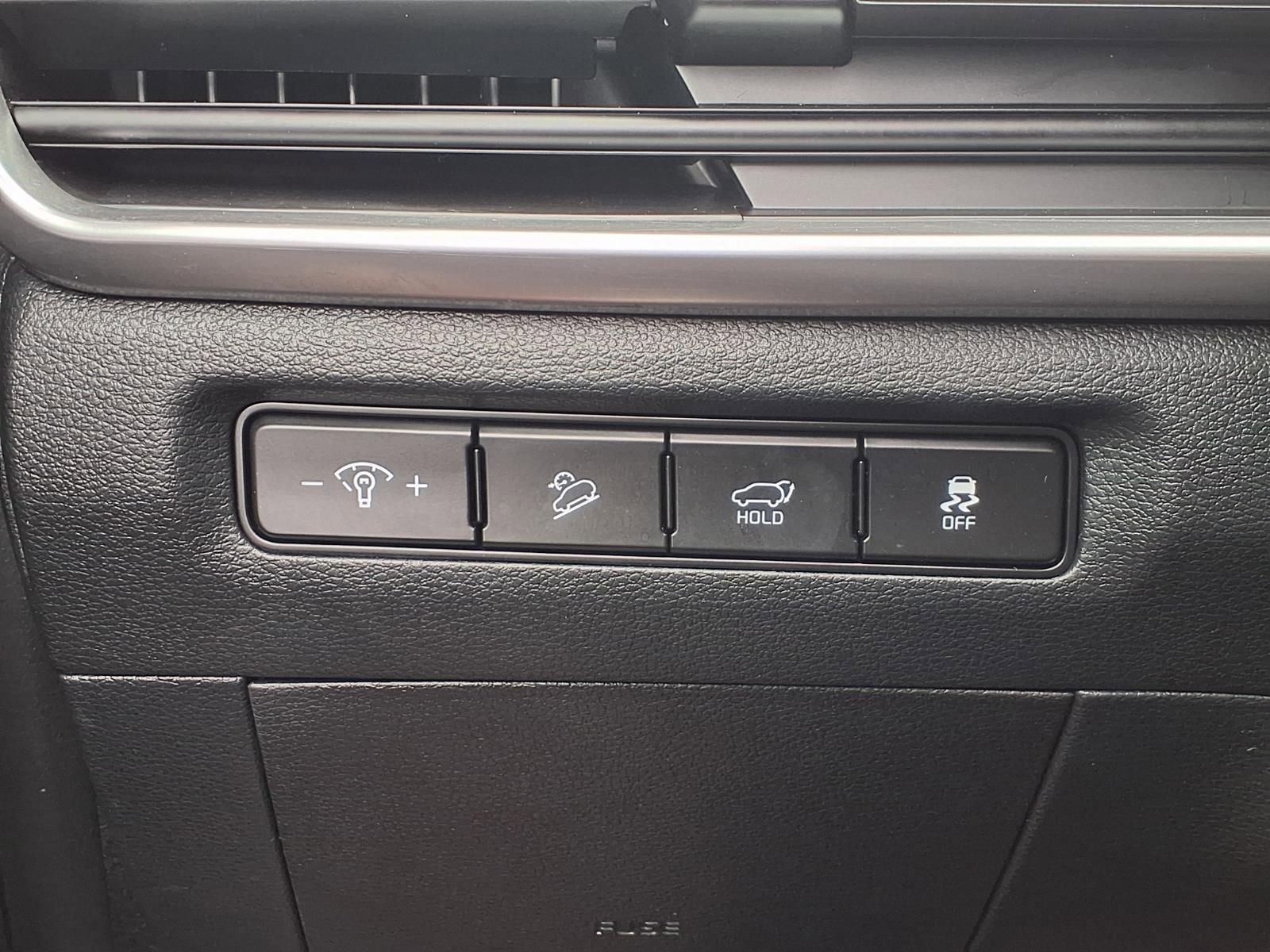 Used 2025 Kia Telluride S image 11