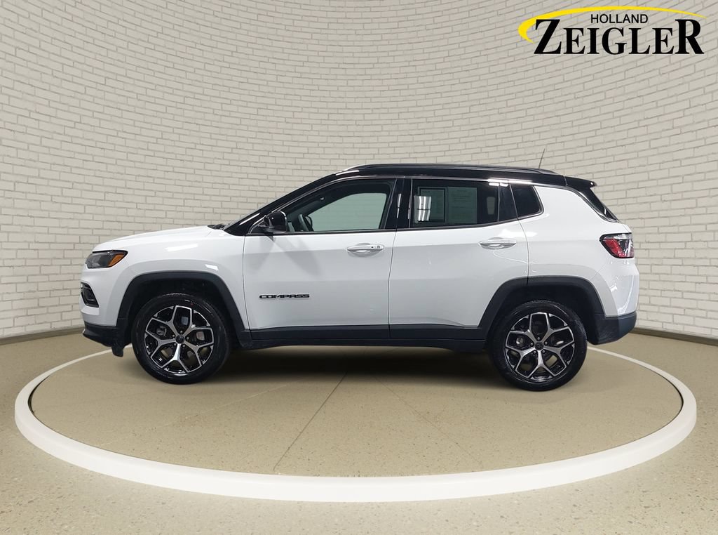 Used 2025 Jeep Compass Limited AWD/4WD image 8