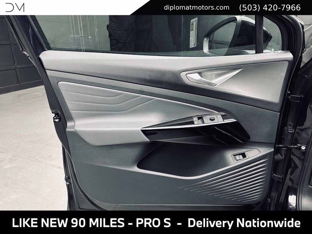 Used 2024 Volkswagen ID.4 Pro S AWD/4WD image 24