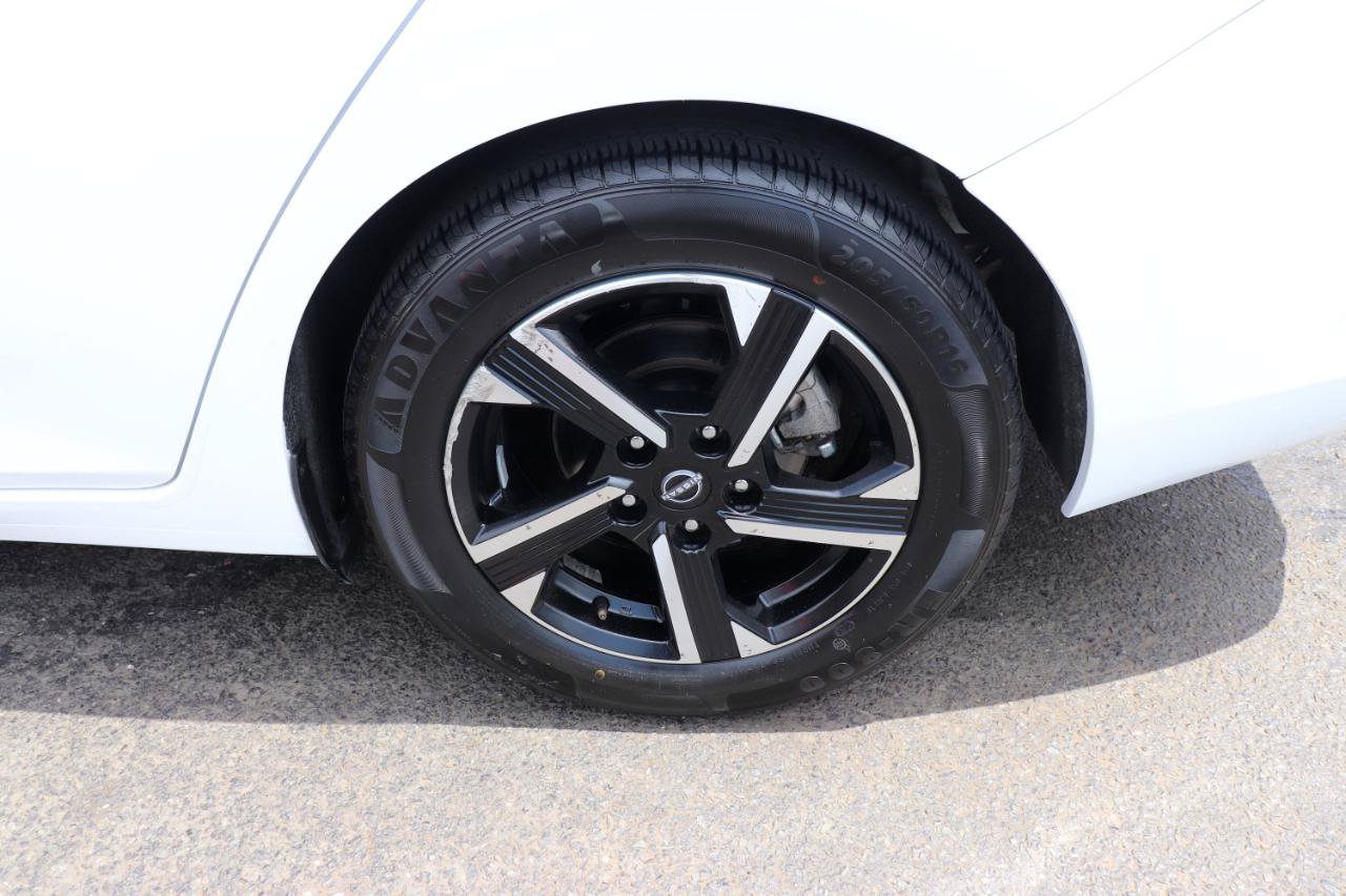 Used 2024 Nissan Sentra SV FWD image 47