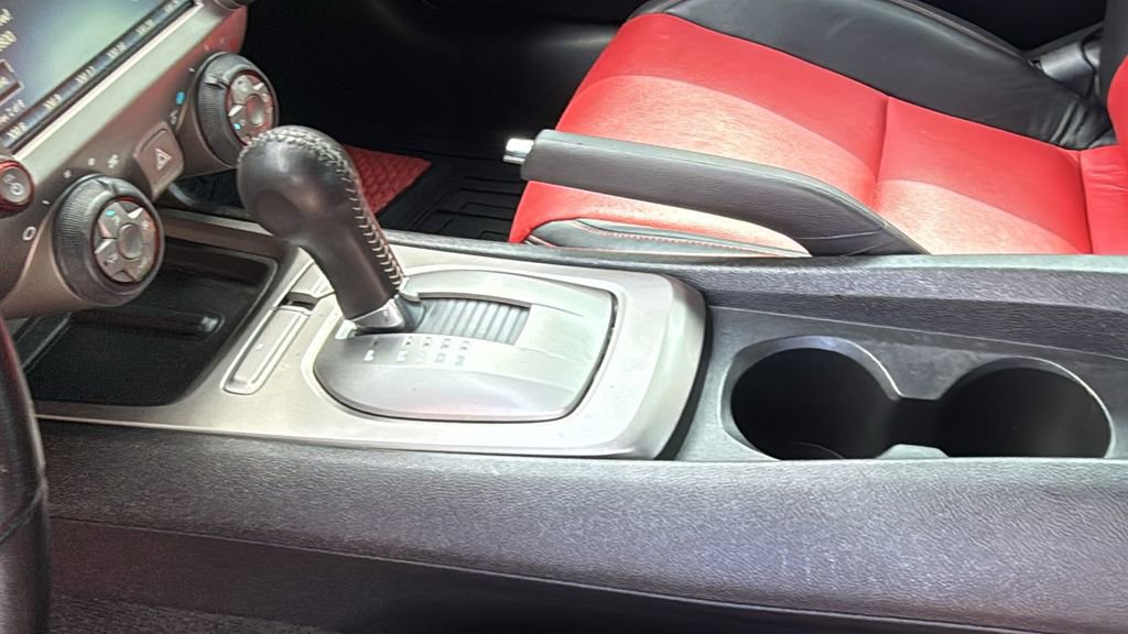 Used 2015 Chevrolet Camaro LT w/ 1LT Preferred Package image 29