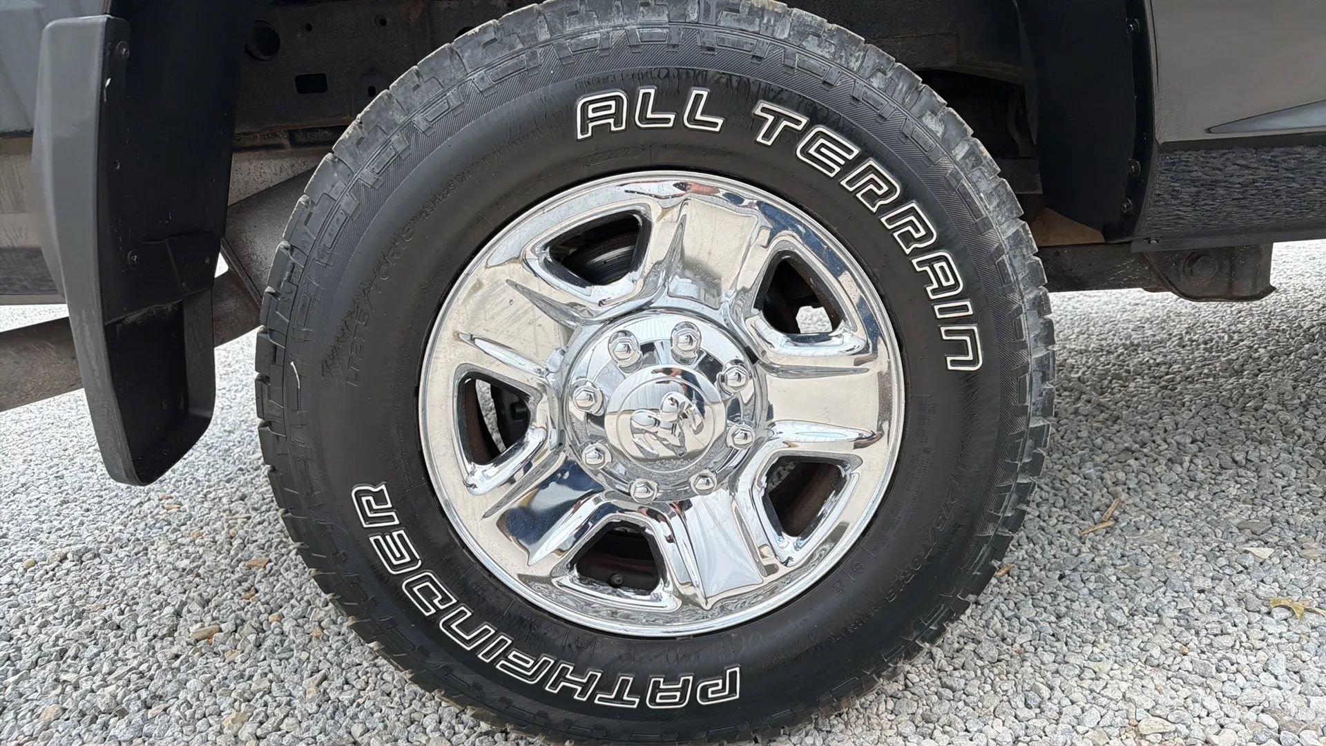 Used 2018 RAM 2500 Tradesman w/ Chrome Appearance Group AWD/4WD image 6