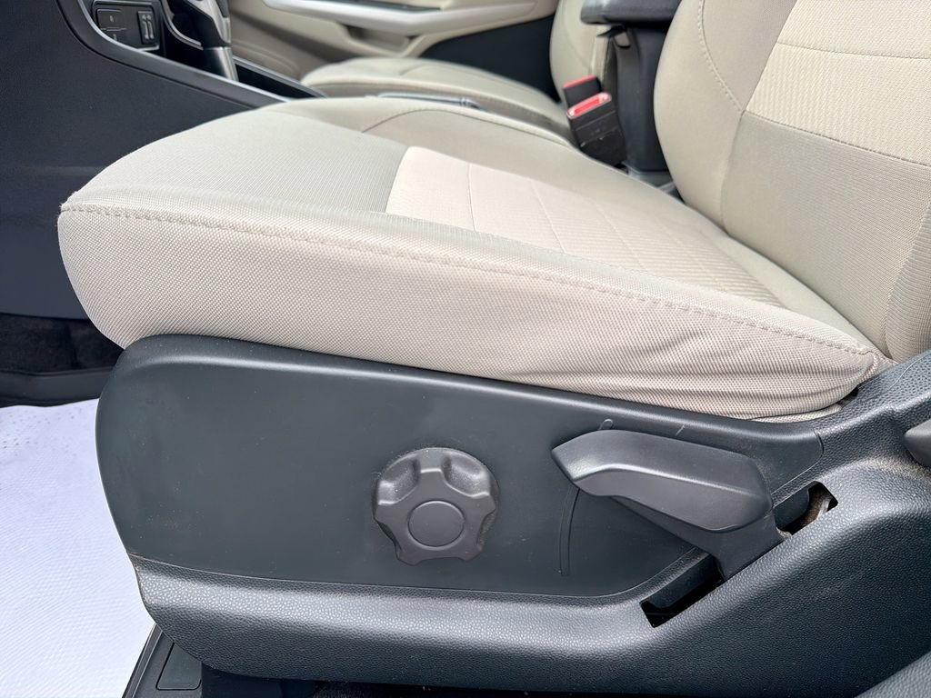 Used 2022 Ford EcoSport S image 16