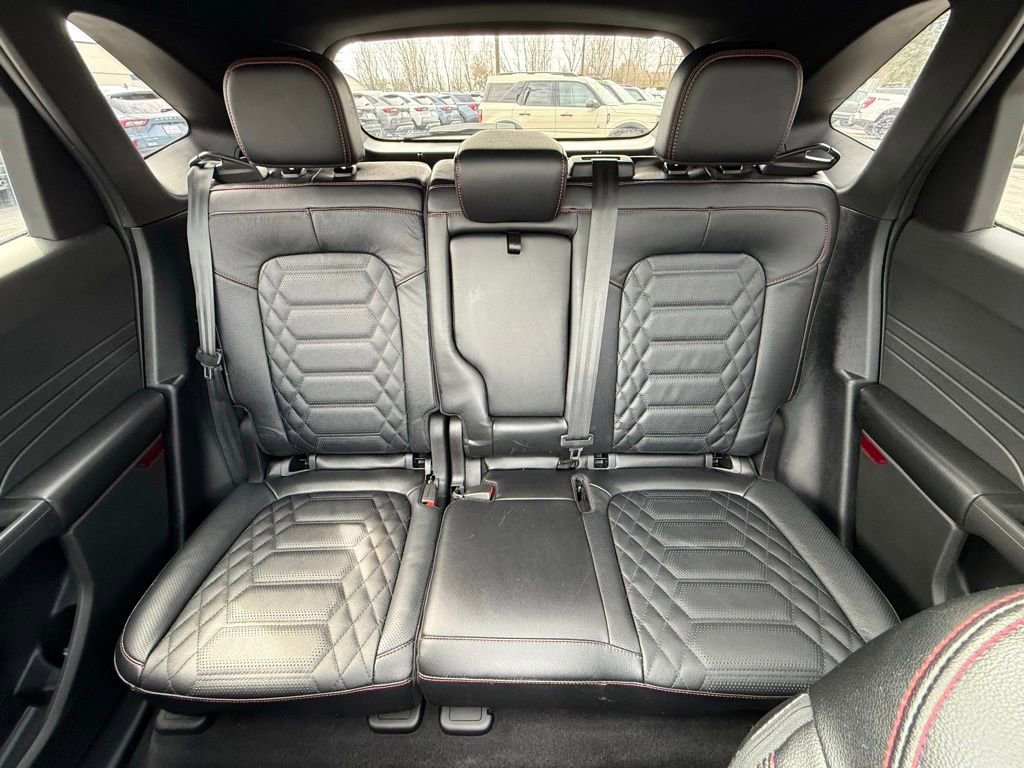 Certified 2023 Ford Escape ST-Line Elite w/ Premium Technology Package AWD/4WD image 29