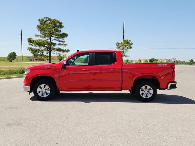 Used 2025 Chevrolet Silverado 1500 LT AWD/4WD image 4