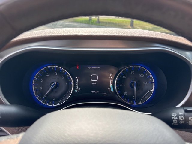 Used 2017 Chrysler Pacifica Limited w/ UConnect Theater Package image 21