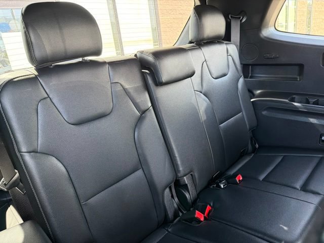 Certified 2025 Kia Telluride EX X-Line AWD/4WD image 36
