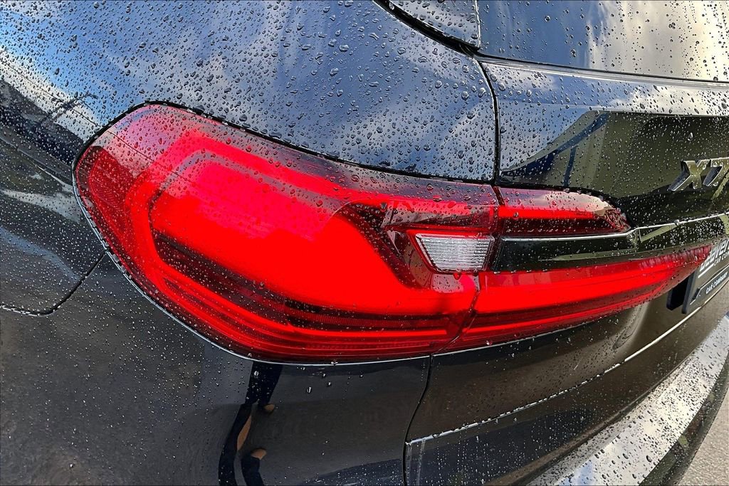 Used 2020 BMW X7 M50i image 29