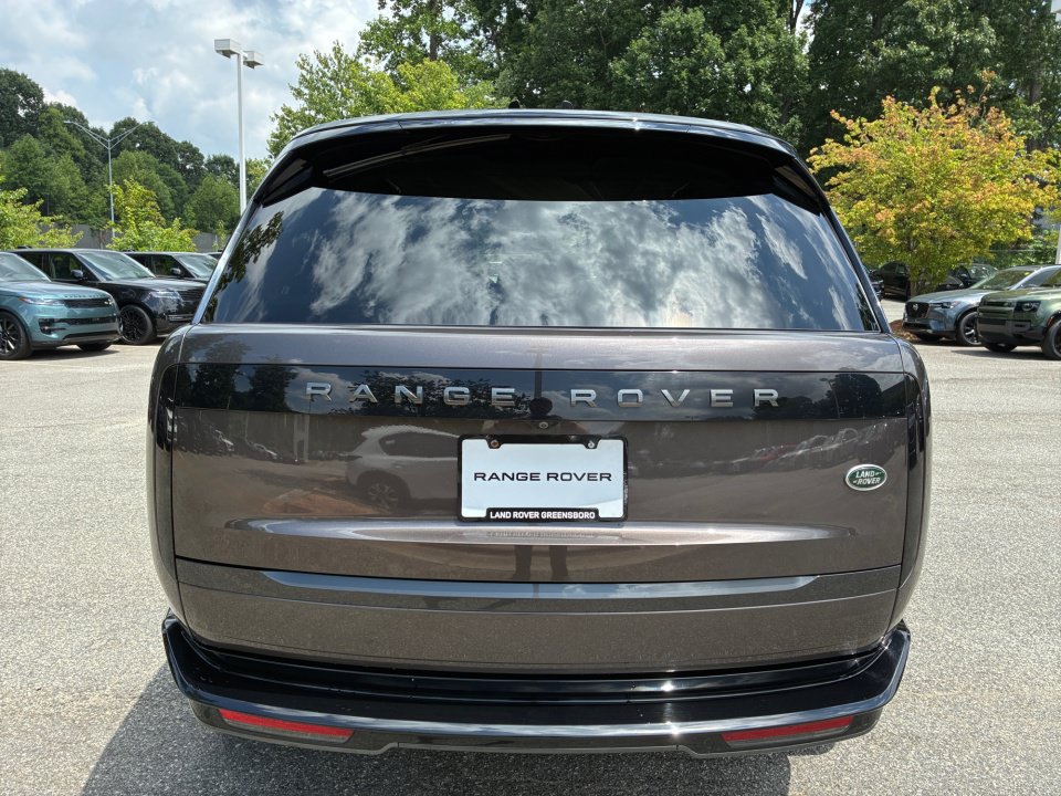 Certified 2022 Land Rover Range Rover Long Wheelbase First Edition AWD/4WD image 14