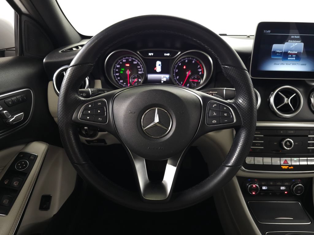 Used 2020 Mercedes-Benz GLA 250 4MATIC image 20