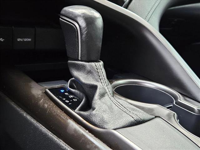 Used 2021 Toyota Camry SE FWD image 14