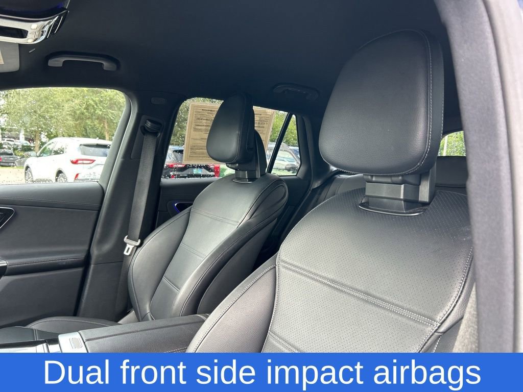 Used 2024 Mercedes-Benz GLC 300 4MATIC image 16