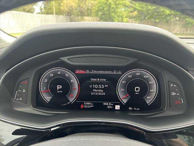 Used 2025 Audi Q7 3.0T Premium Plus w/ Premium Plus Package AWD/4WD image 12