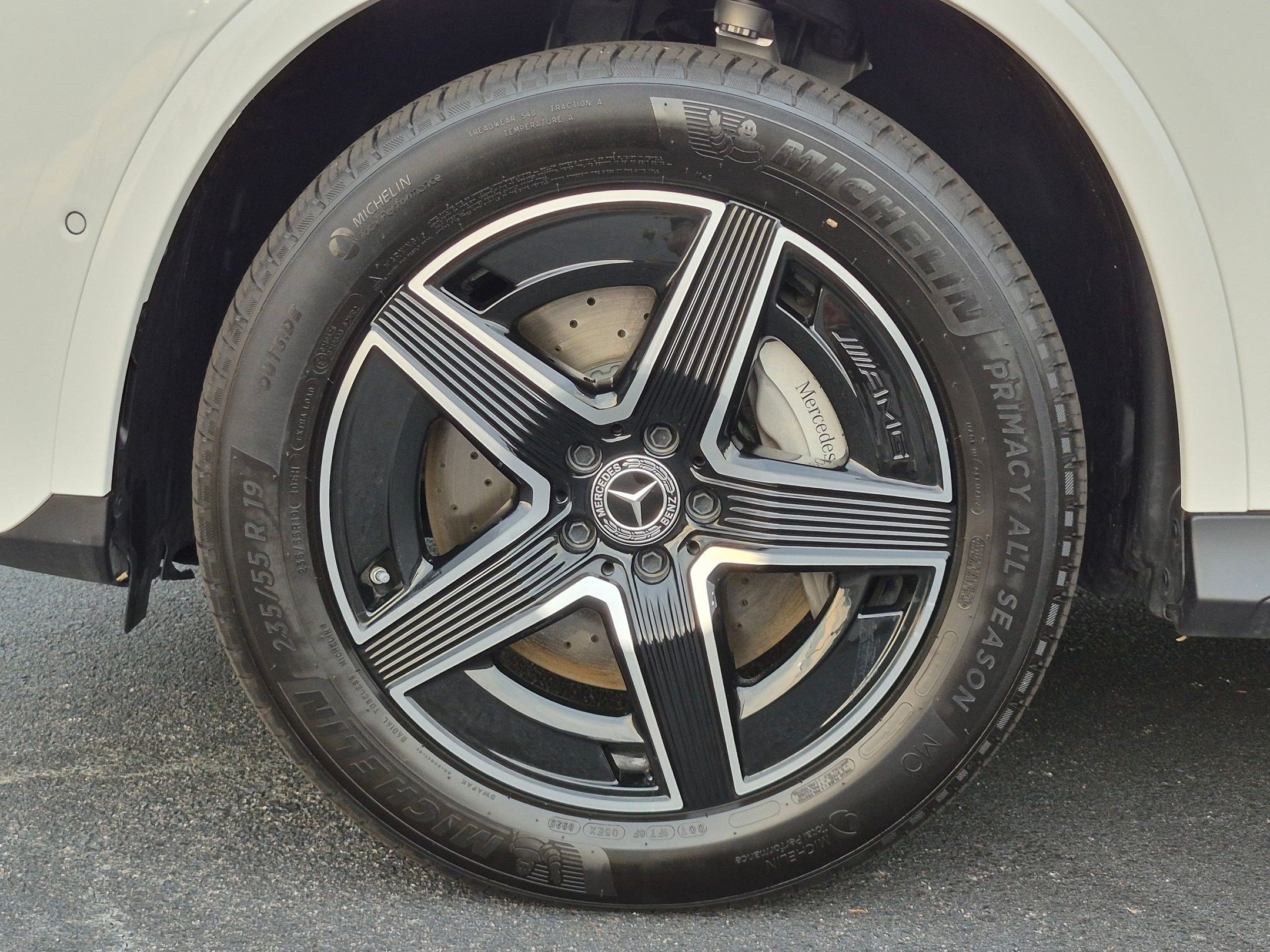 Certified 2025 Mercedes-Benz GLC 300 4MATIC w/ AMG Line image 13