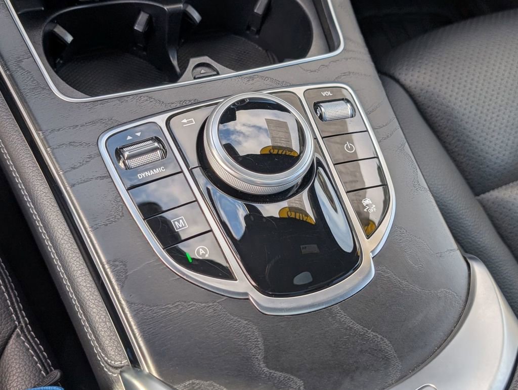 Used 2018 Mercedes-Benz GLC 300 4MATIC image 34