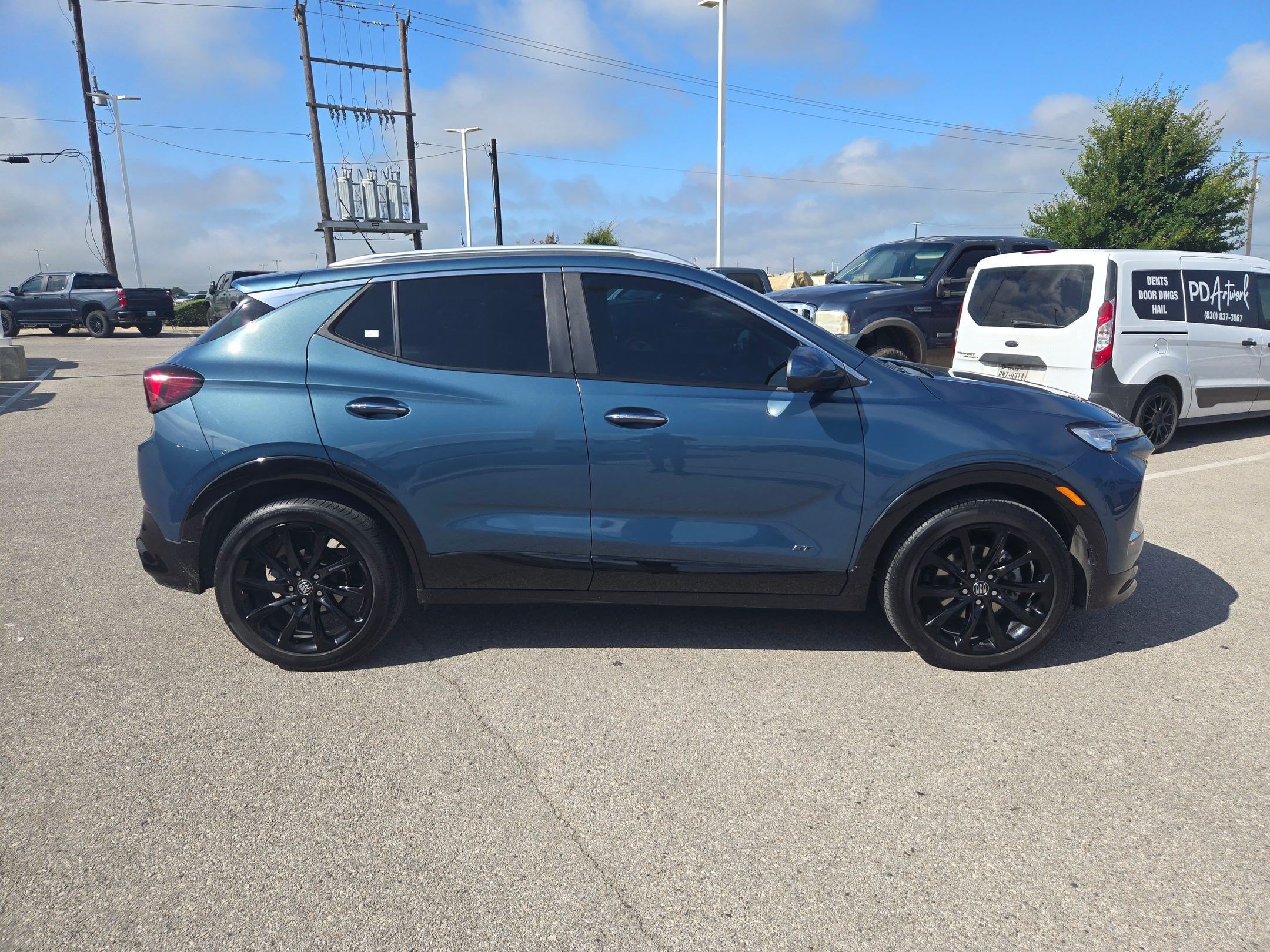 Certified 2025 Buick Encore GX Sport Touring w/ Experience Buick Package FWD image 2