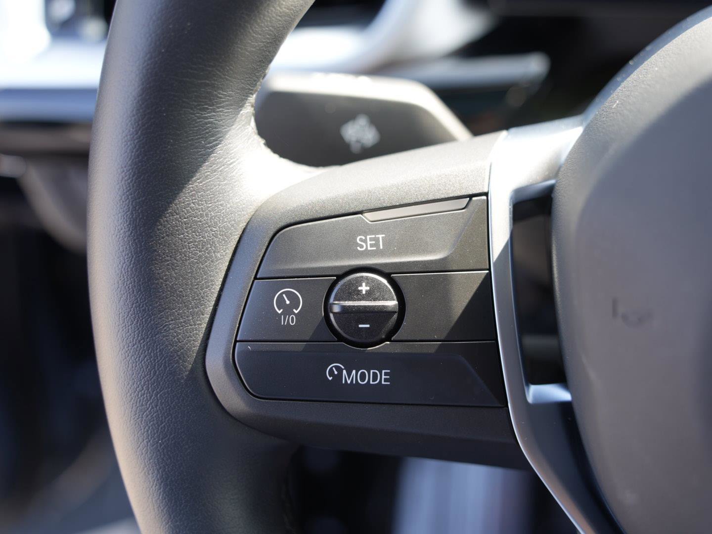 Used 2025 BMW X2 xDrive28i image 17