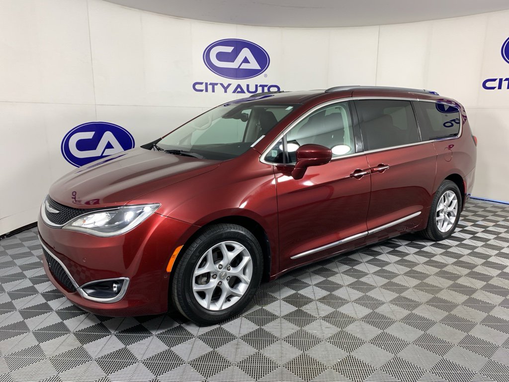 Used 2017 Chrysler Pacifica Touring-L Plus w/ Advanced Safetytec Group image 7