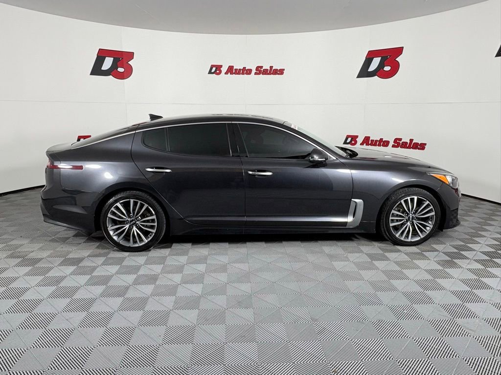 Used 2019 Kia Stinger image 7