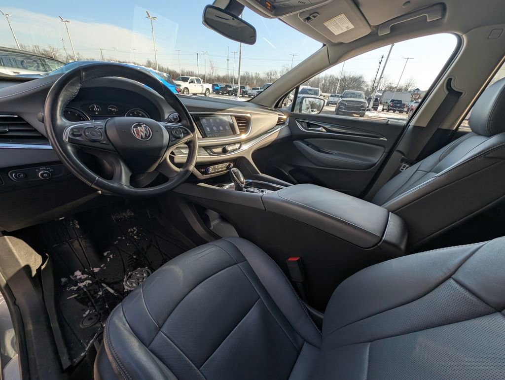 Used 2021 Buick Enclave Essence w/ Sound and Sites Package image 2