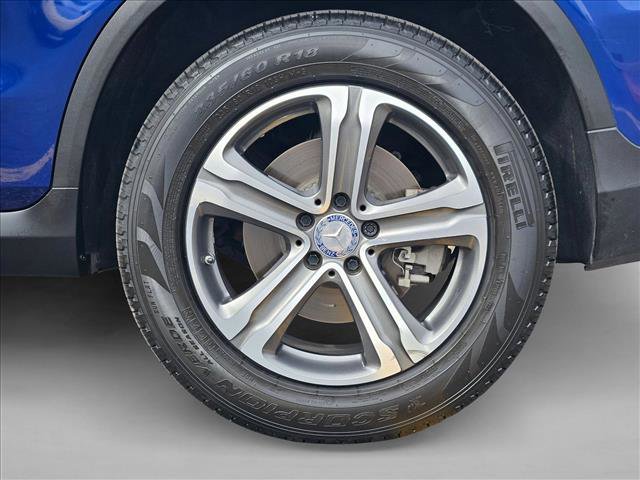 Used 2017 Mercedes-Benz GLC 300 4MATIC image 28