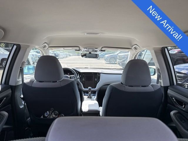 Used 2025 Subaru Outback Premium AWD/4WD image 10