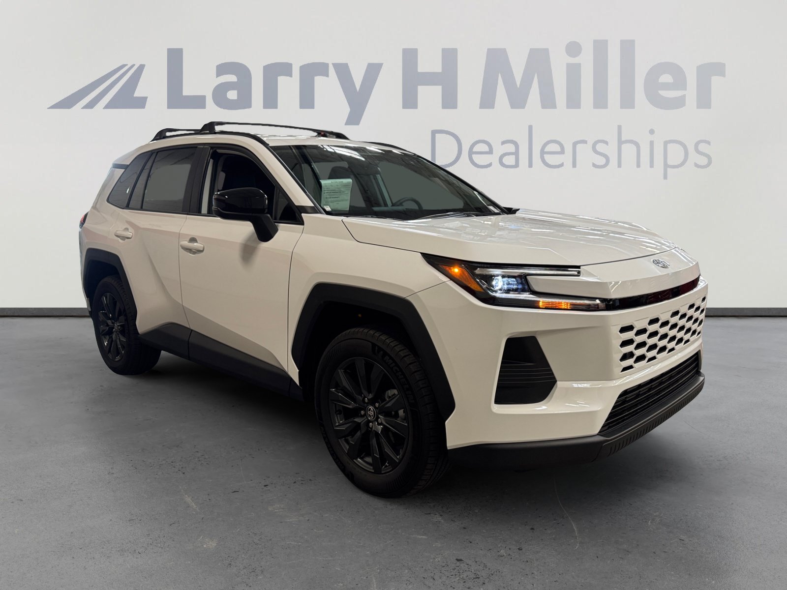 Used 2026 Toyota RAV4 XLE Premium w/ Weather Package FWD image 7