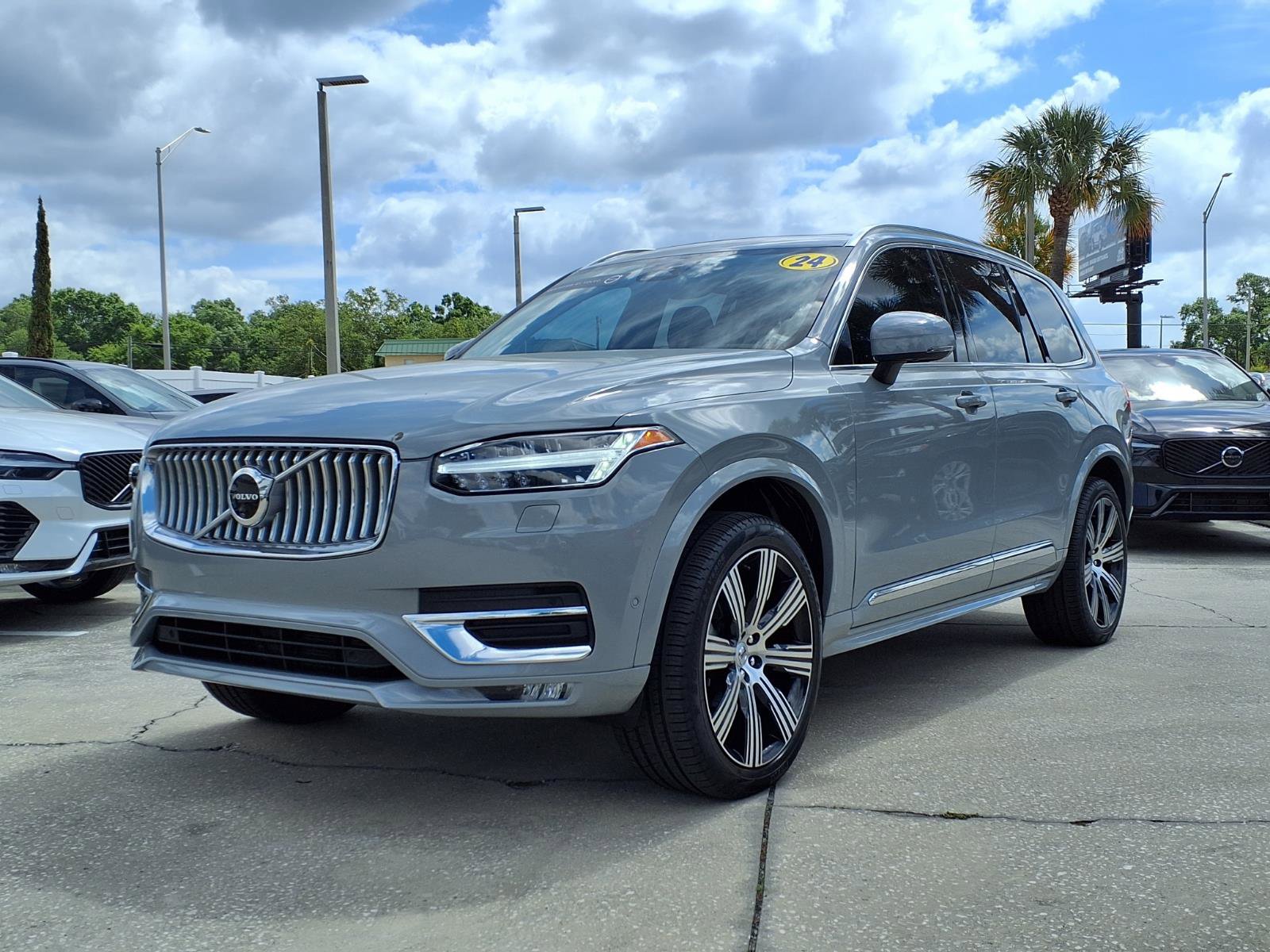 Certified 2024 Volvo XC90 B5 Plus w/ Protection Package Premier image 3