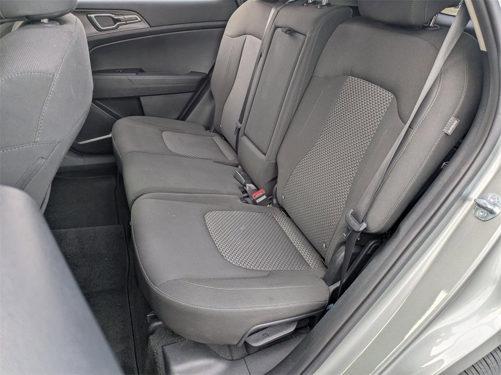 Used 2024 Kia Sportage LX image 27