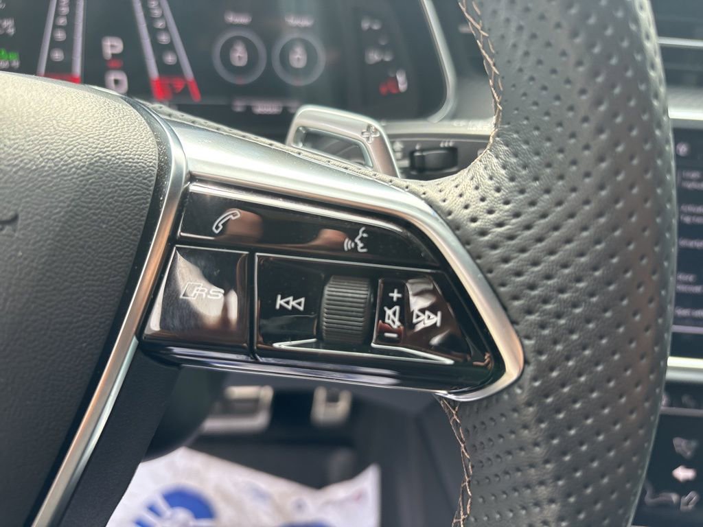 Used 2024 Audi RS 6 performance image 21