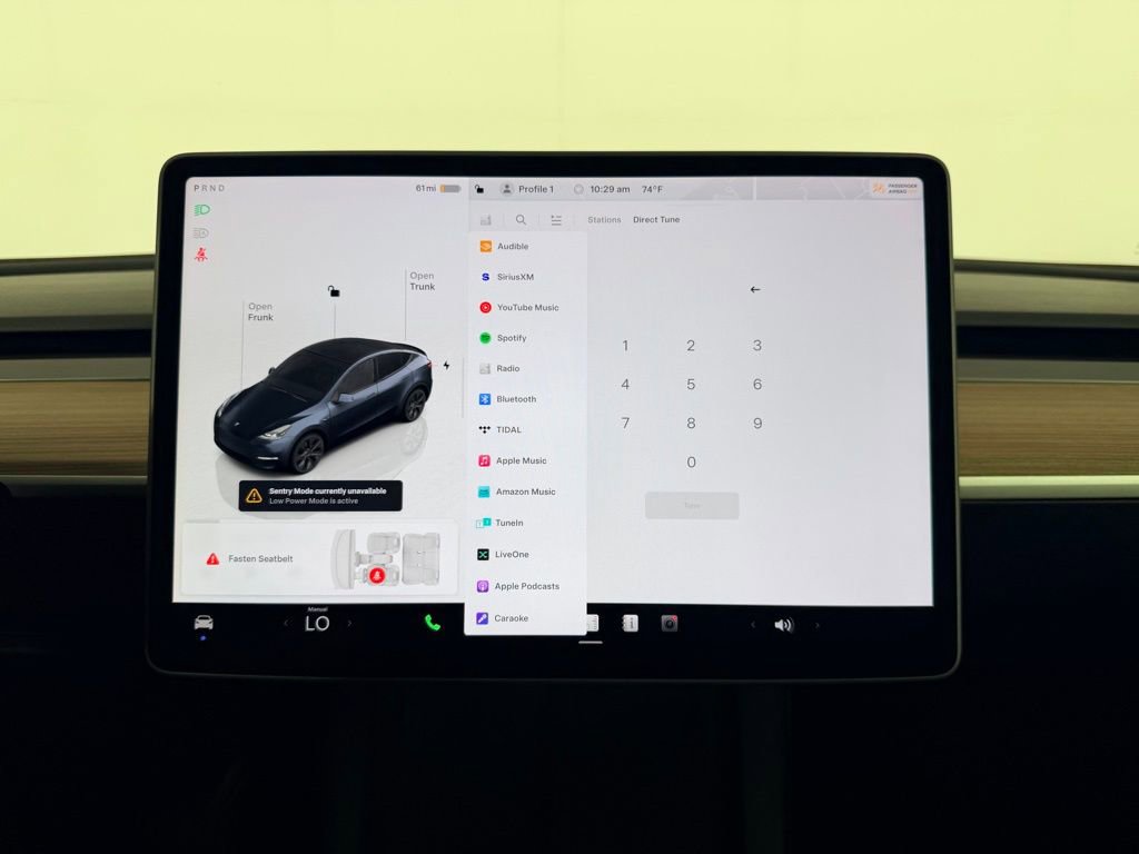 Used 2025 Tesla Model Y Long Range image 16