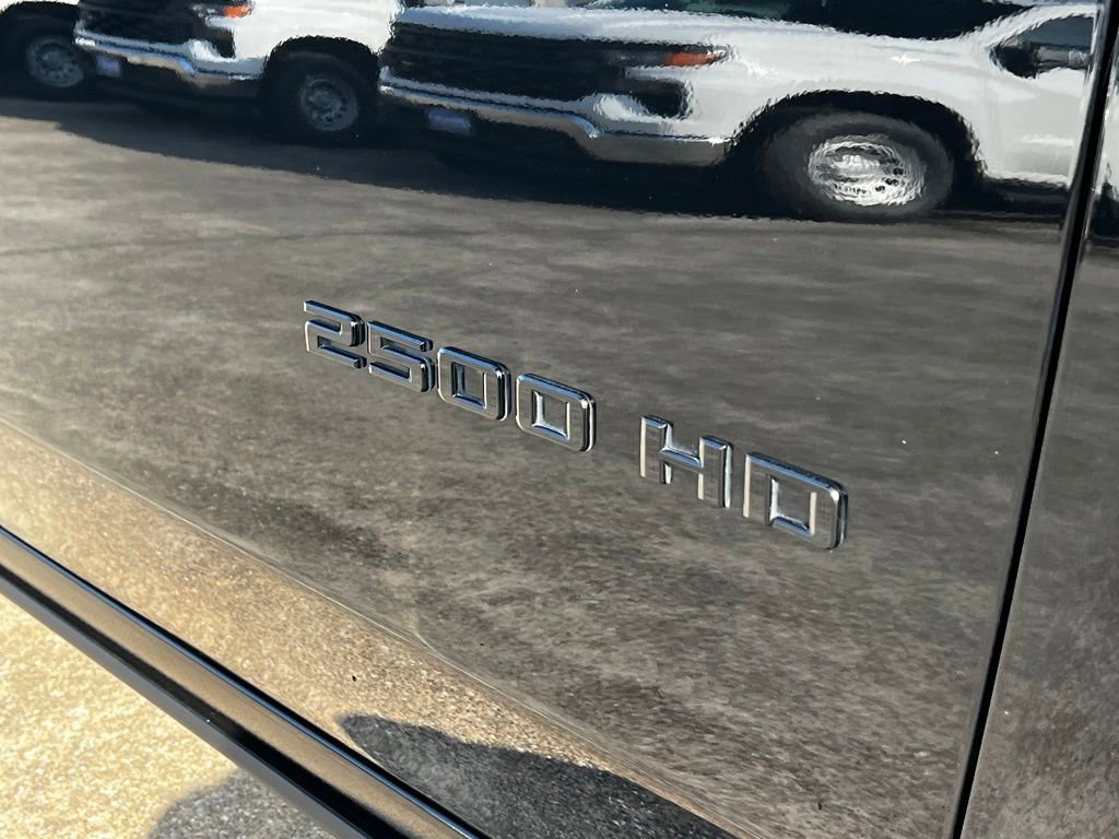 Used 2025 Chevrolet Silverado 2500 LTZ w/ Trail Boss Package image 34