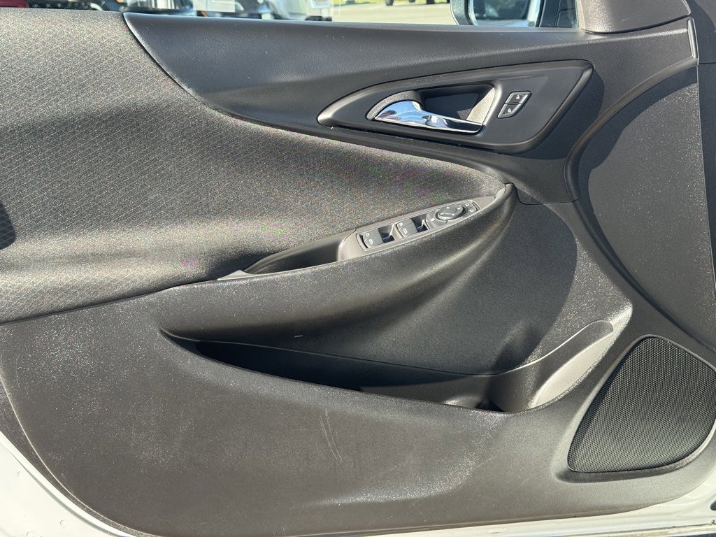 Used 2024 Chevrolet Malibu LT image 24