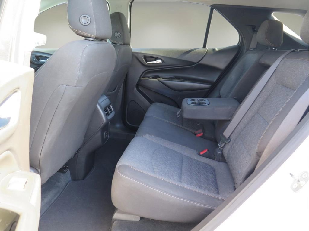 Used 2022 Chevrolet Equinox LT AWD/4WD image 23