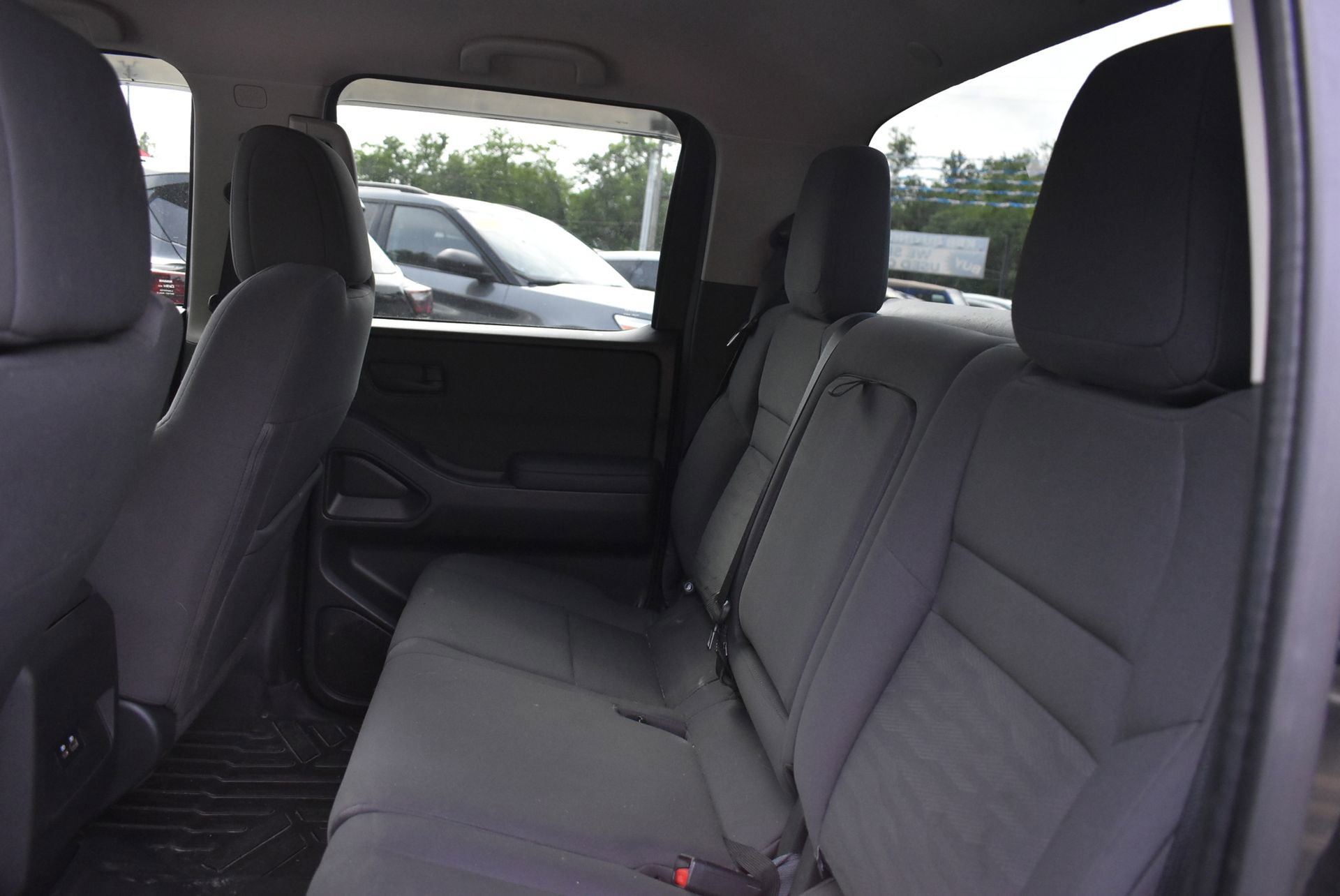 Used 2022 Nissan Frontier S w/ Technology Package RWD image 16