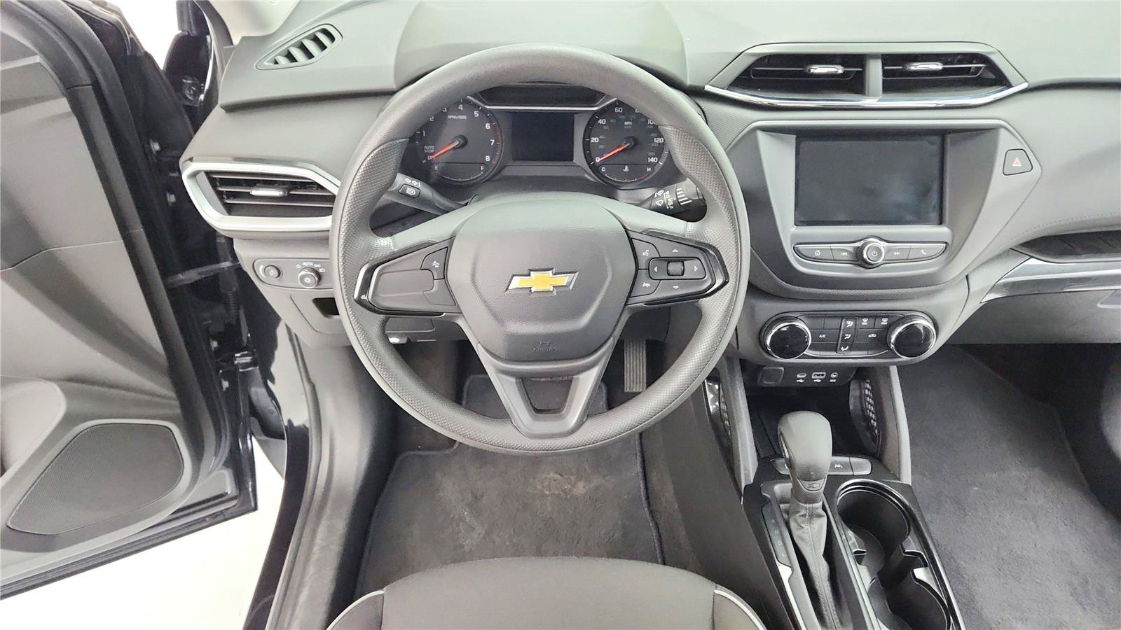 Used 2022 Chevrolet TrailBlazer LS FWD image 21