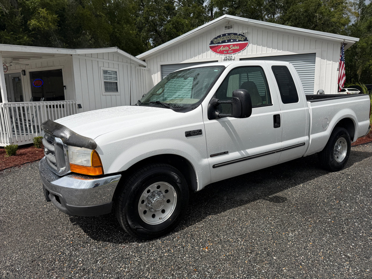 Used 1999 Ford F250 XLT image 1