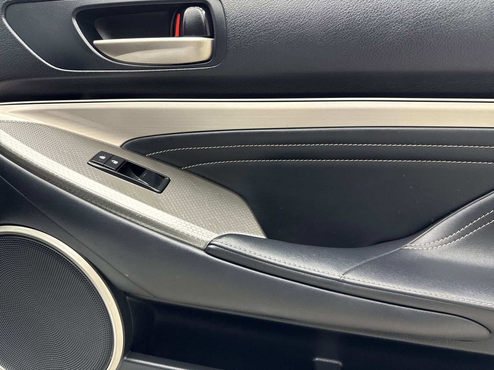 Used 2015 Lexus RC 350 w/ F Sport w/Summer Tires image 35