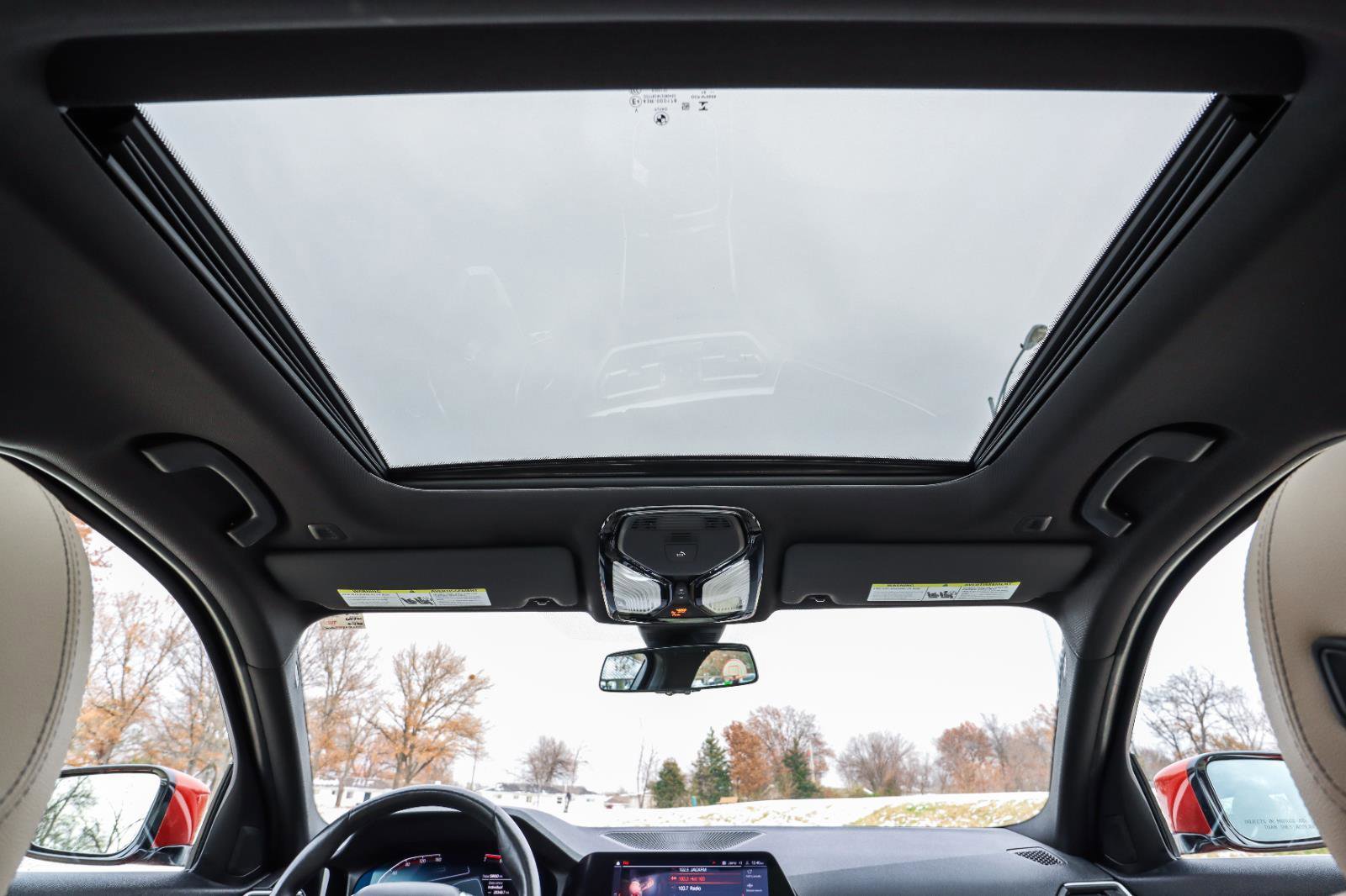 Used 2019 BMW 330i xDrive Sedan w/ Premium Package image 6