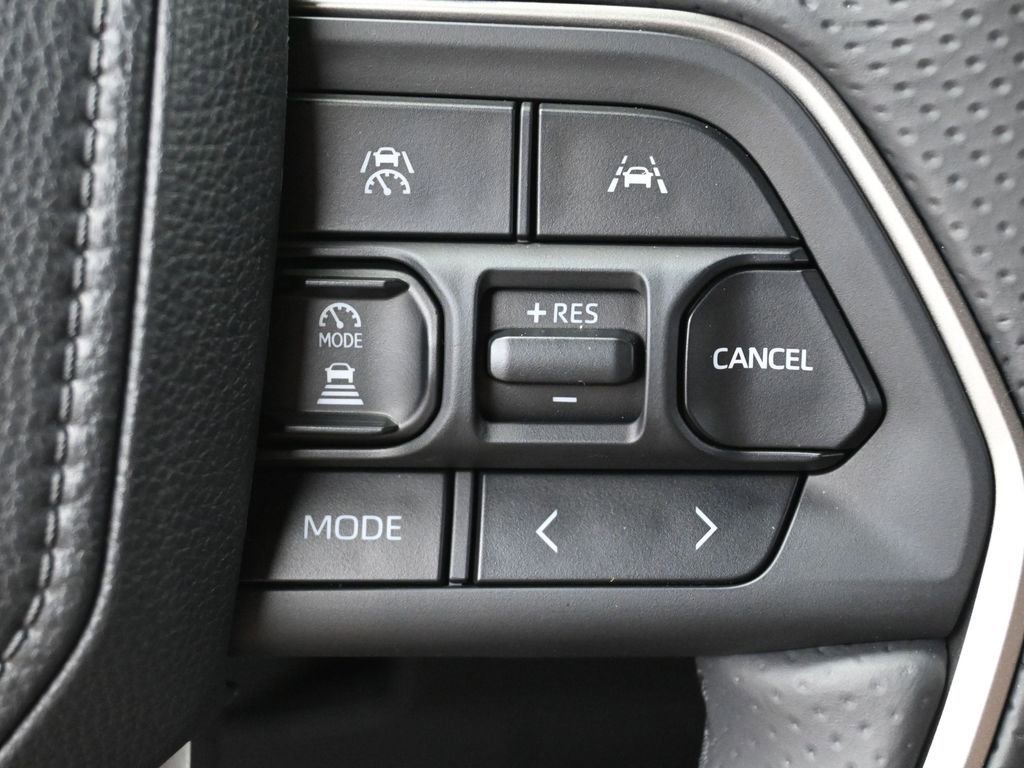 Certified 2025 Toyota 4Runner Limited AWD/4WD image 21