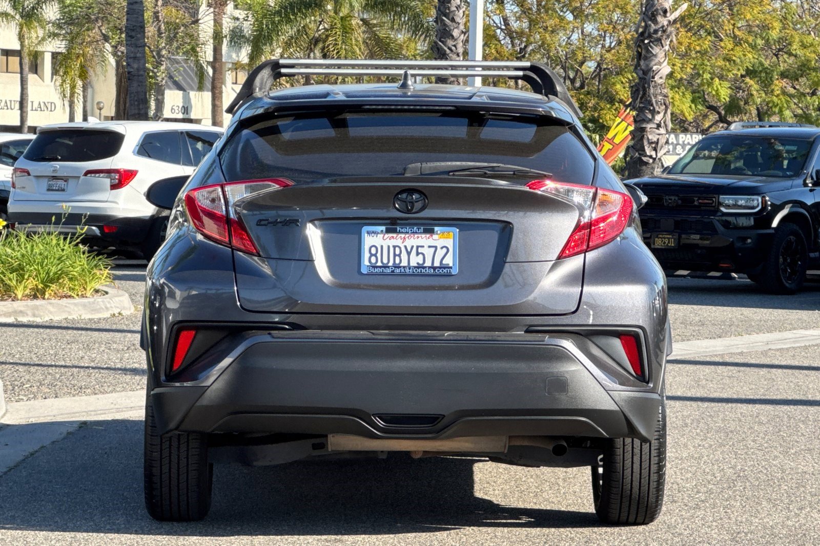 Used 2021 Toyota C-HR LE image 9