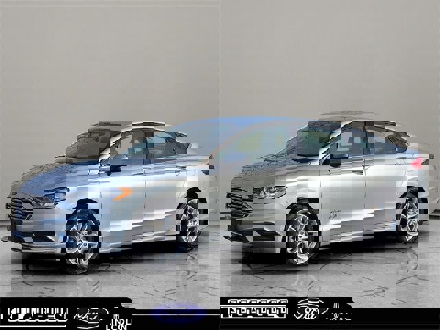 Certified 2018 Ford Fusion S image 1