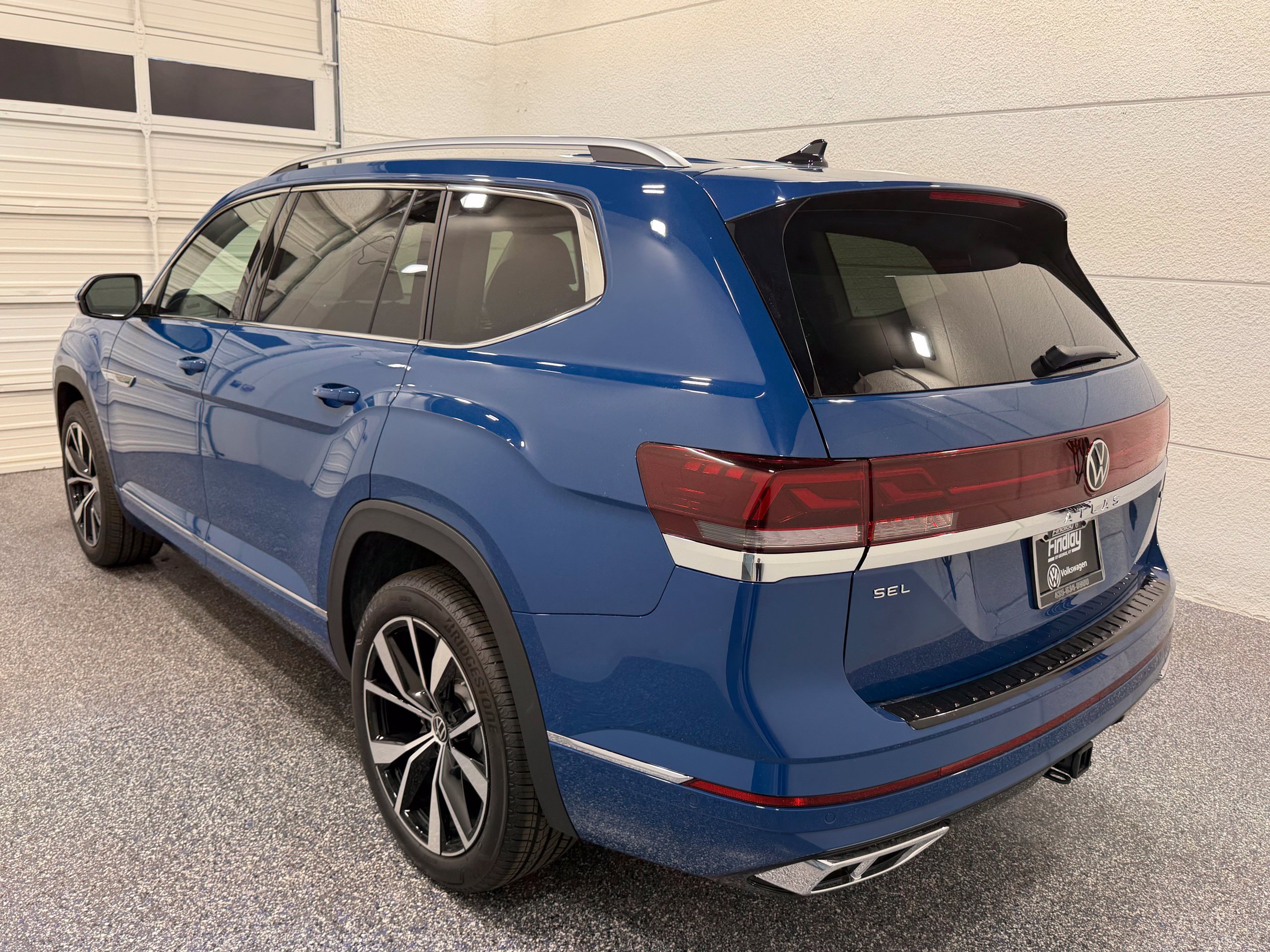 New 2026 Volkswagen Atlas SEL Premium R-Line AWD/4WD image 4